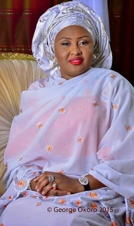 Erm, the new First Lady wore a N10m watch for her official portrait?